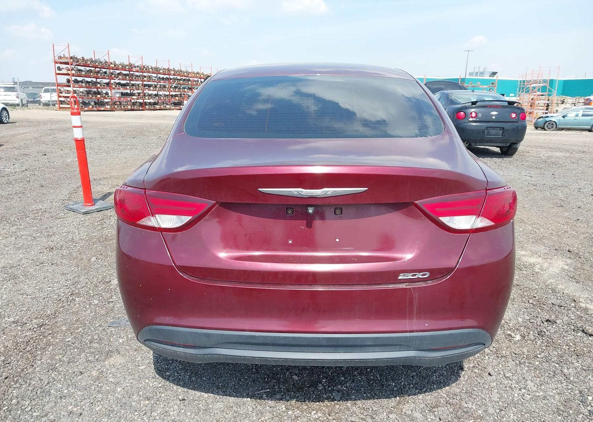 2016 CHRYSLER 200 LX