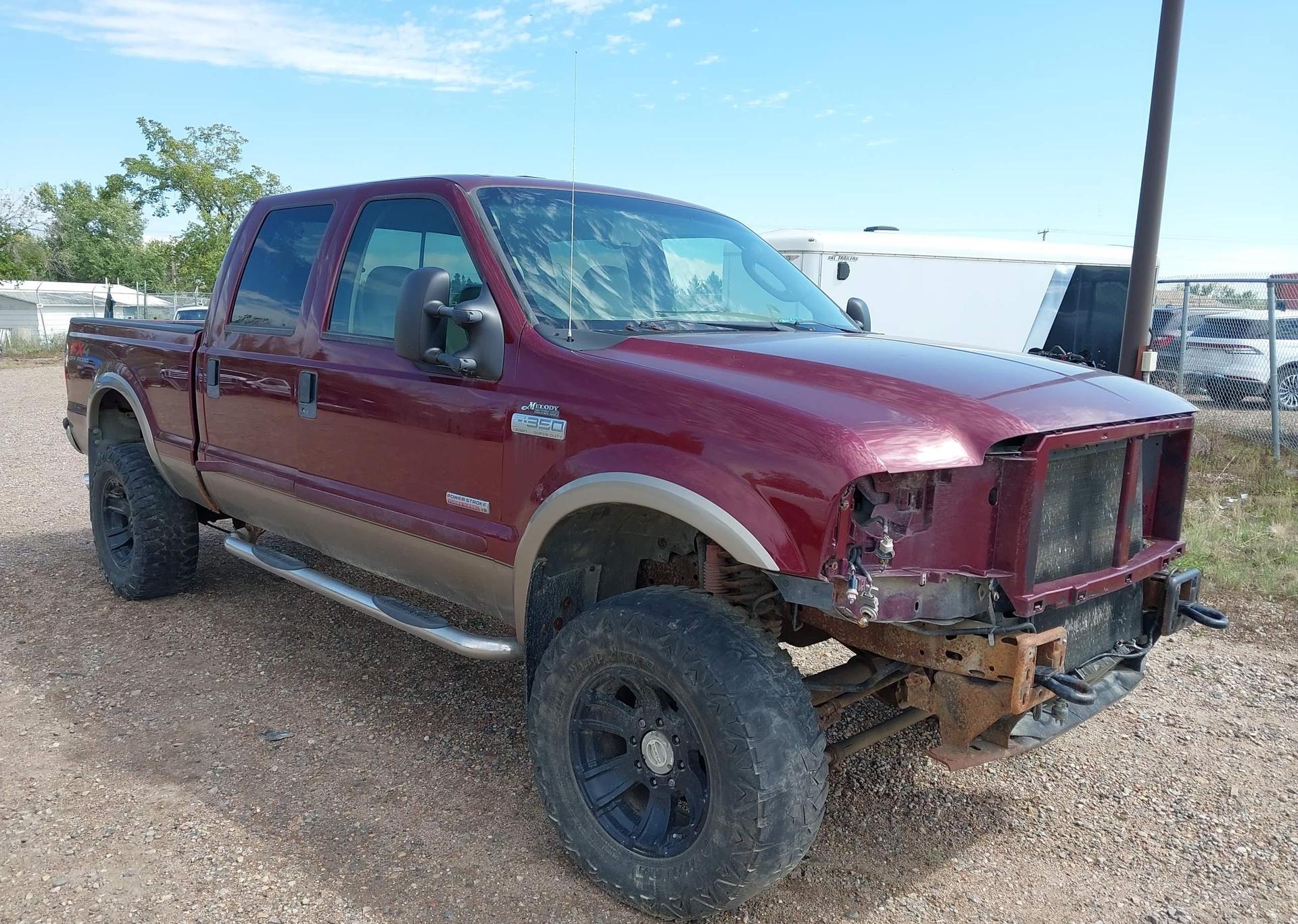 2005 FORD F-350 LARIAT