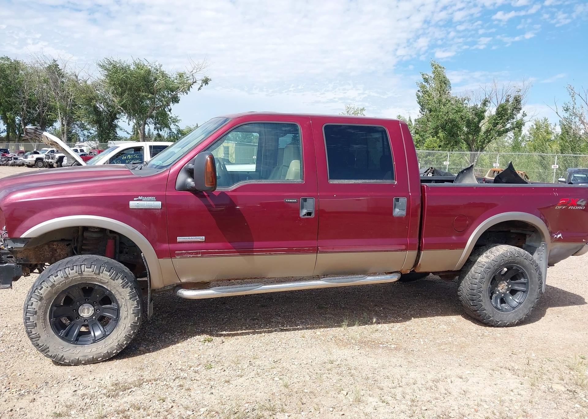 2005 FORD F-350 LARIAT