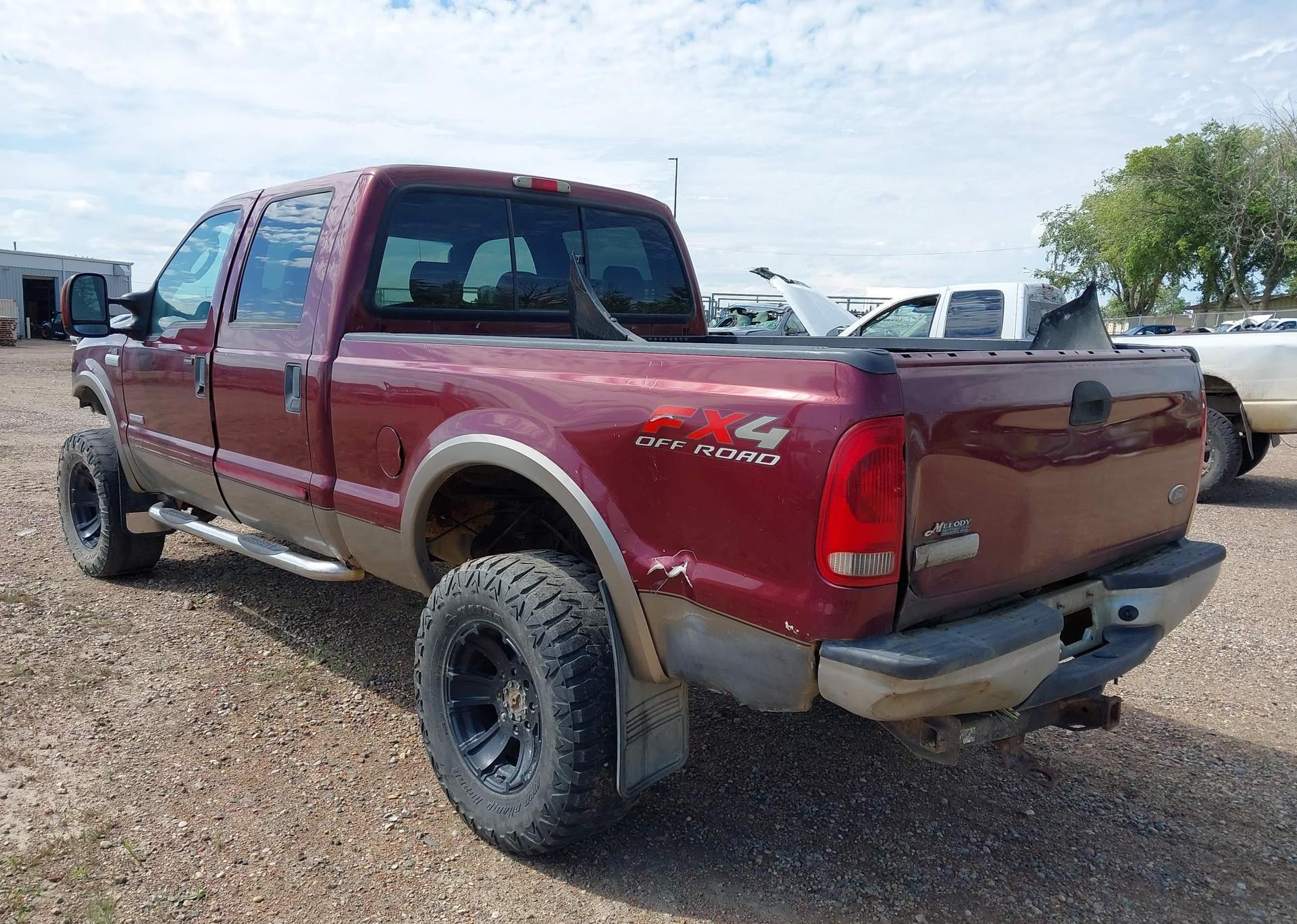 2005 FORD F-350 LARIAT