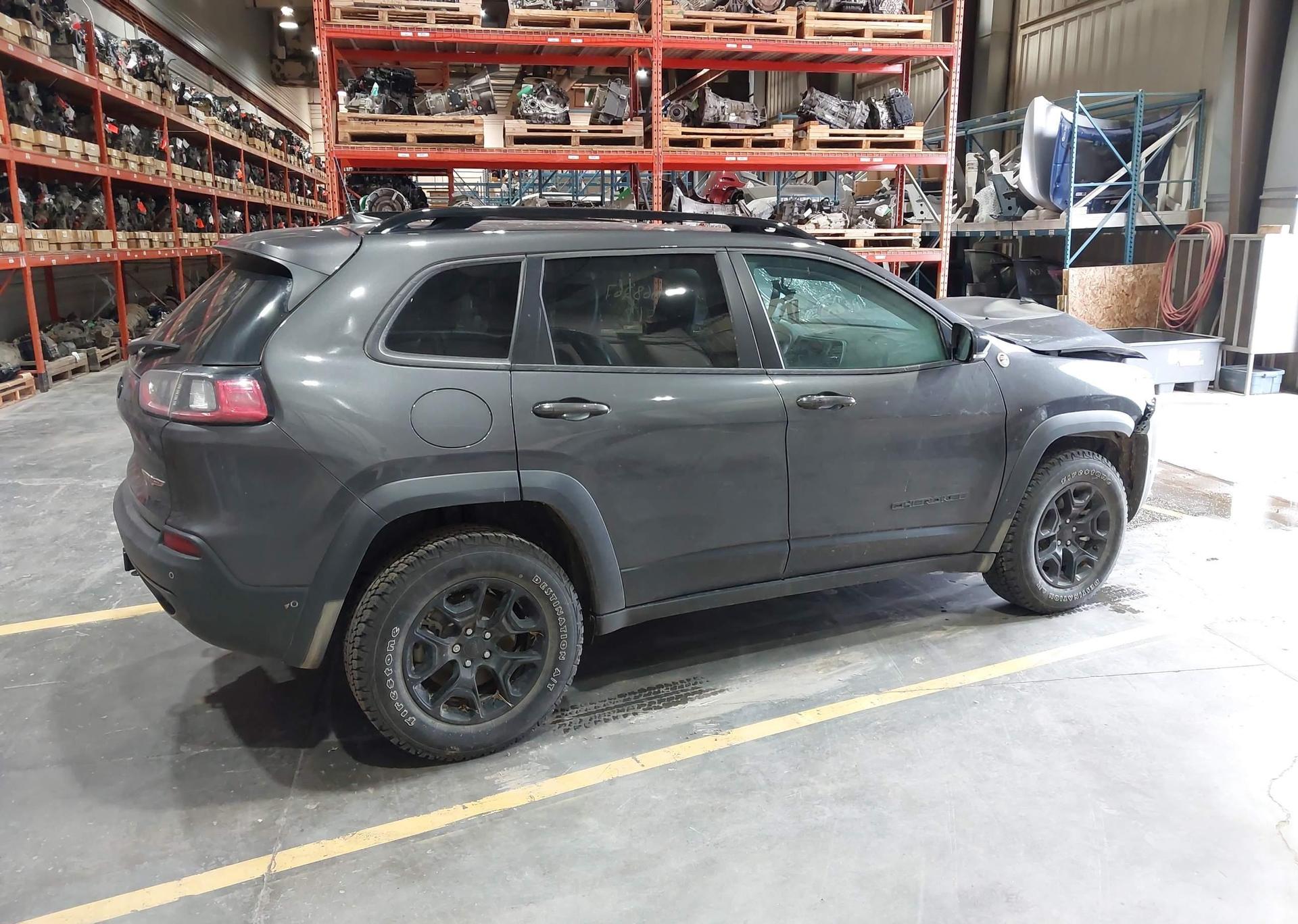 2023 JEEP CHEROKEE TRAILHAWK