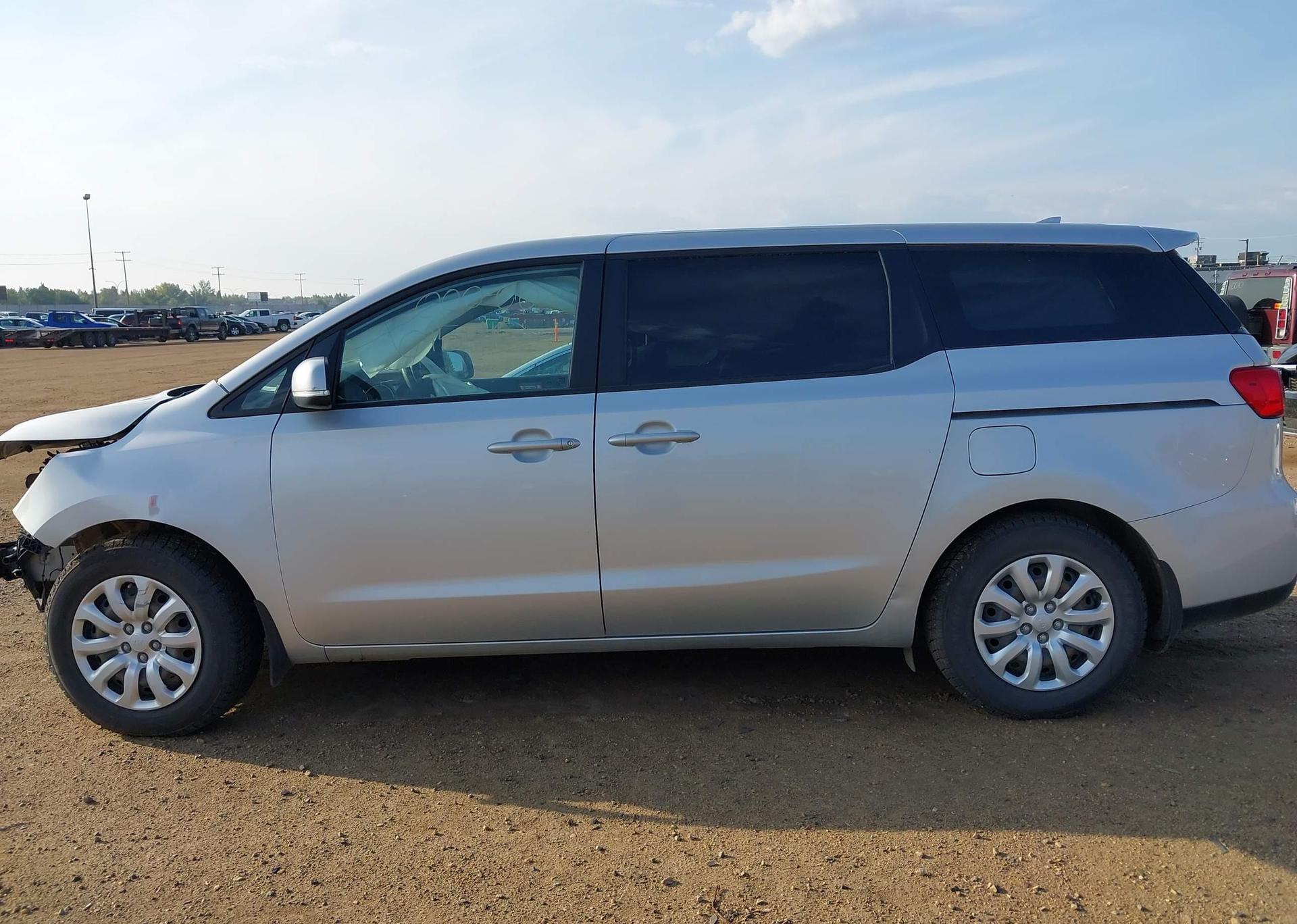 2019 KIA SEDONA L