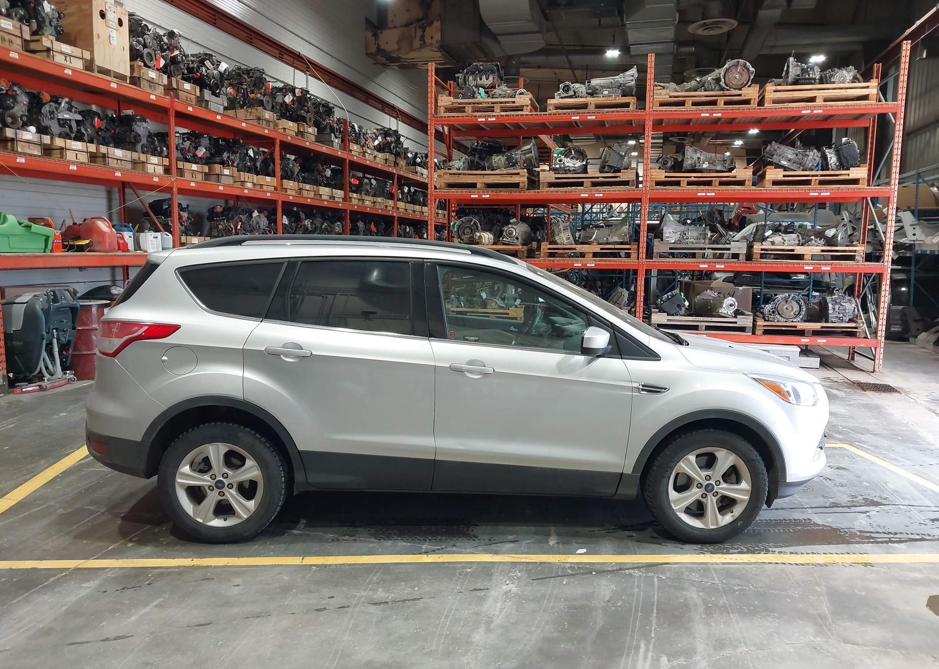 2014 FORD ESCAPE SE
