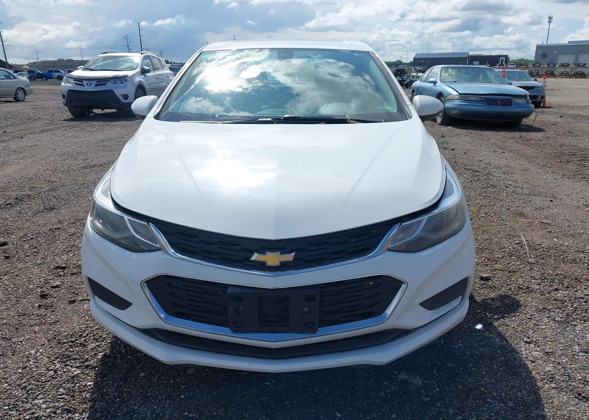 2018 CHEVROLET CRUZE LT
