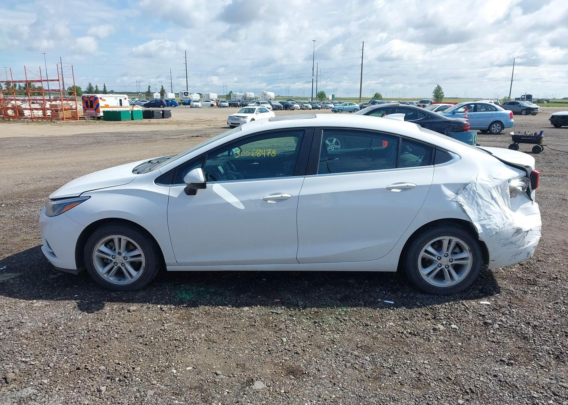 2018 CHEVROLET CRUZE LT