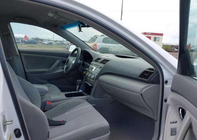 2010 TOYOTA CAMRY SE