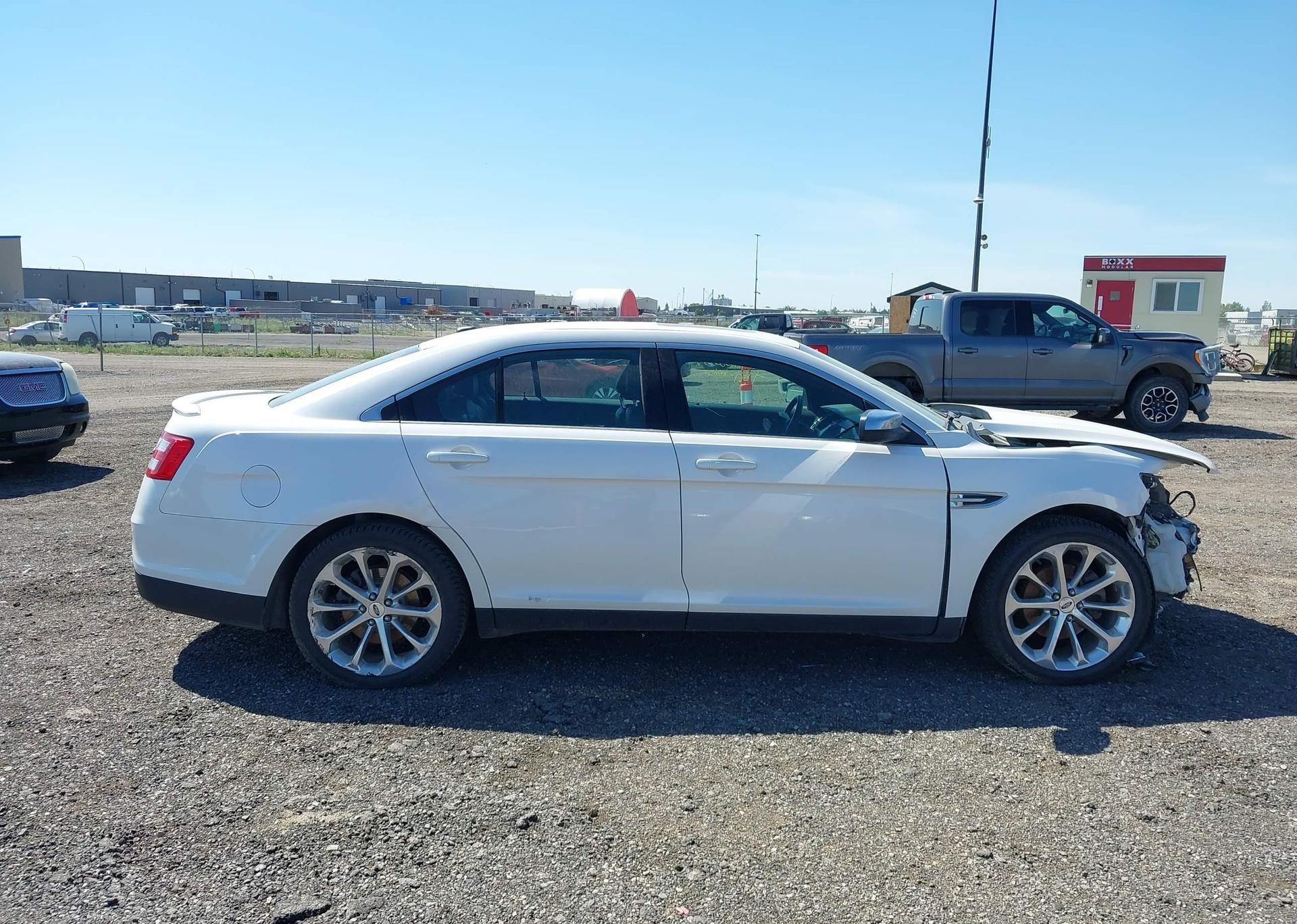 2016 FORD TAURUS LIMITED