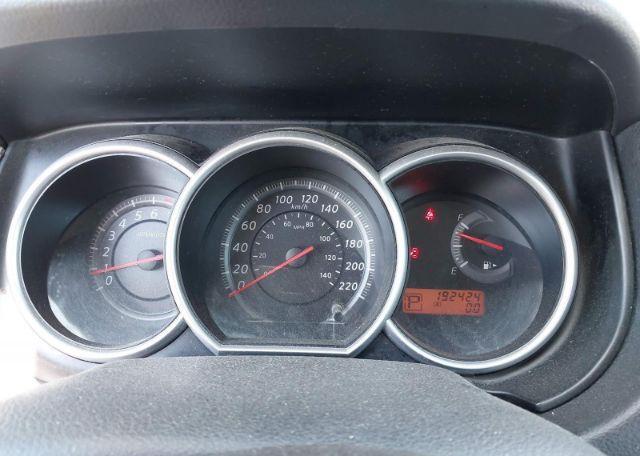 2012 NISSAN VERSA S