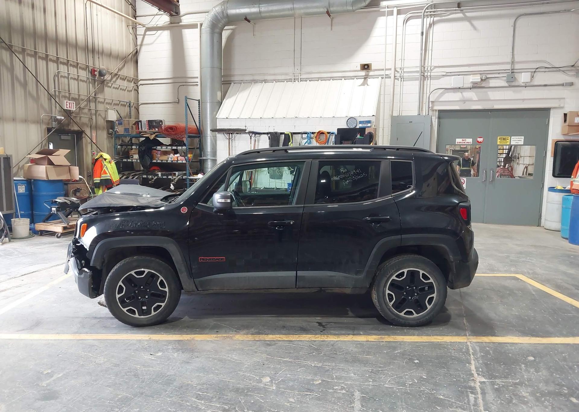 2017 JEEP RENEGADE TRAILHAWK