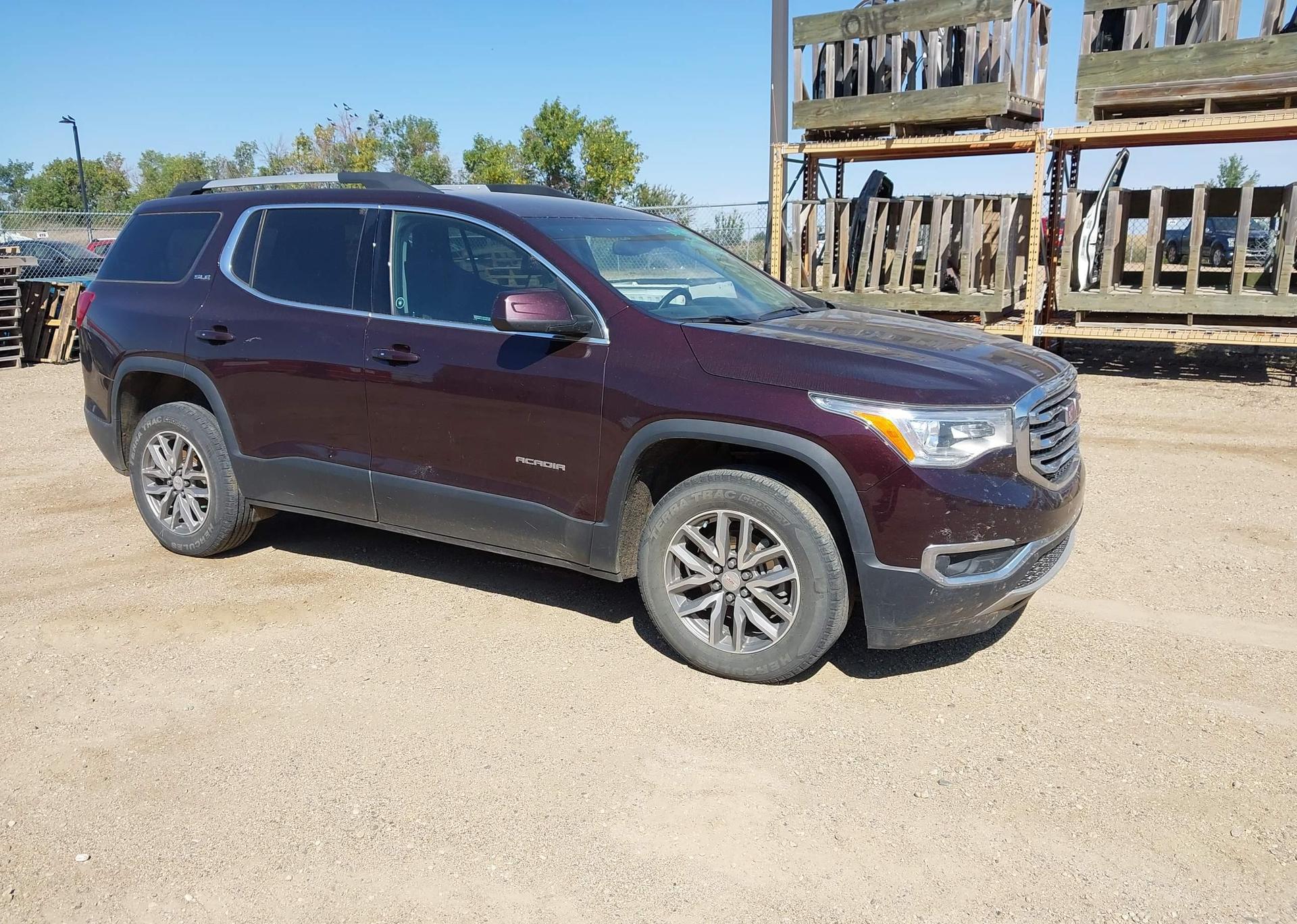 2017 GMC ACADIA SLE