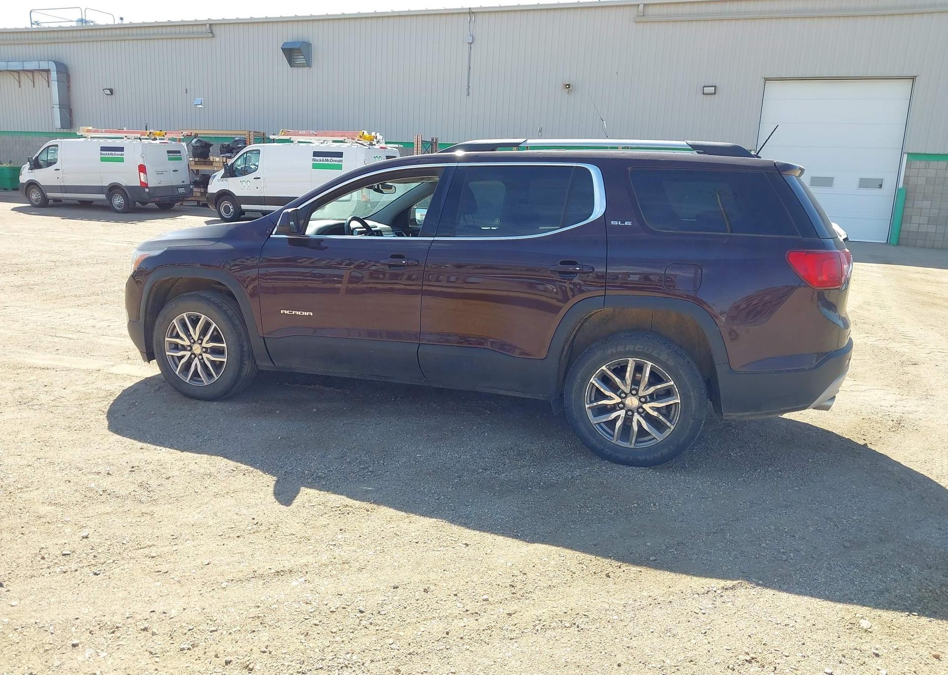 2017 GMC ACADIA SLE