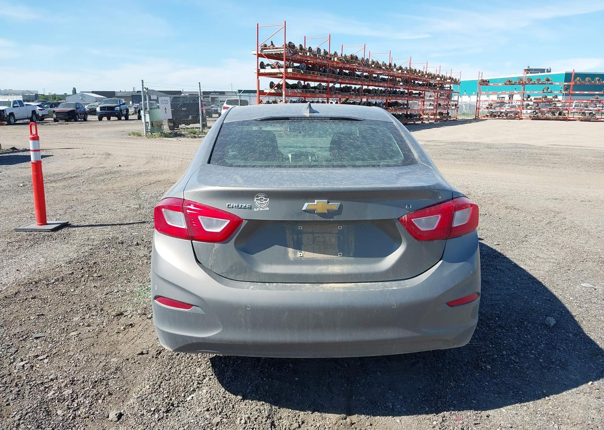 2018 CHEVROLET CRUZE LT