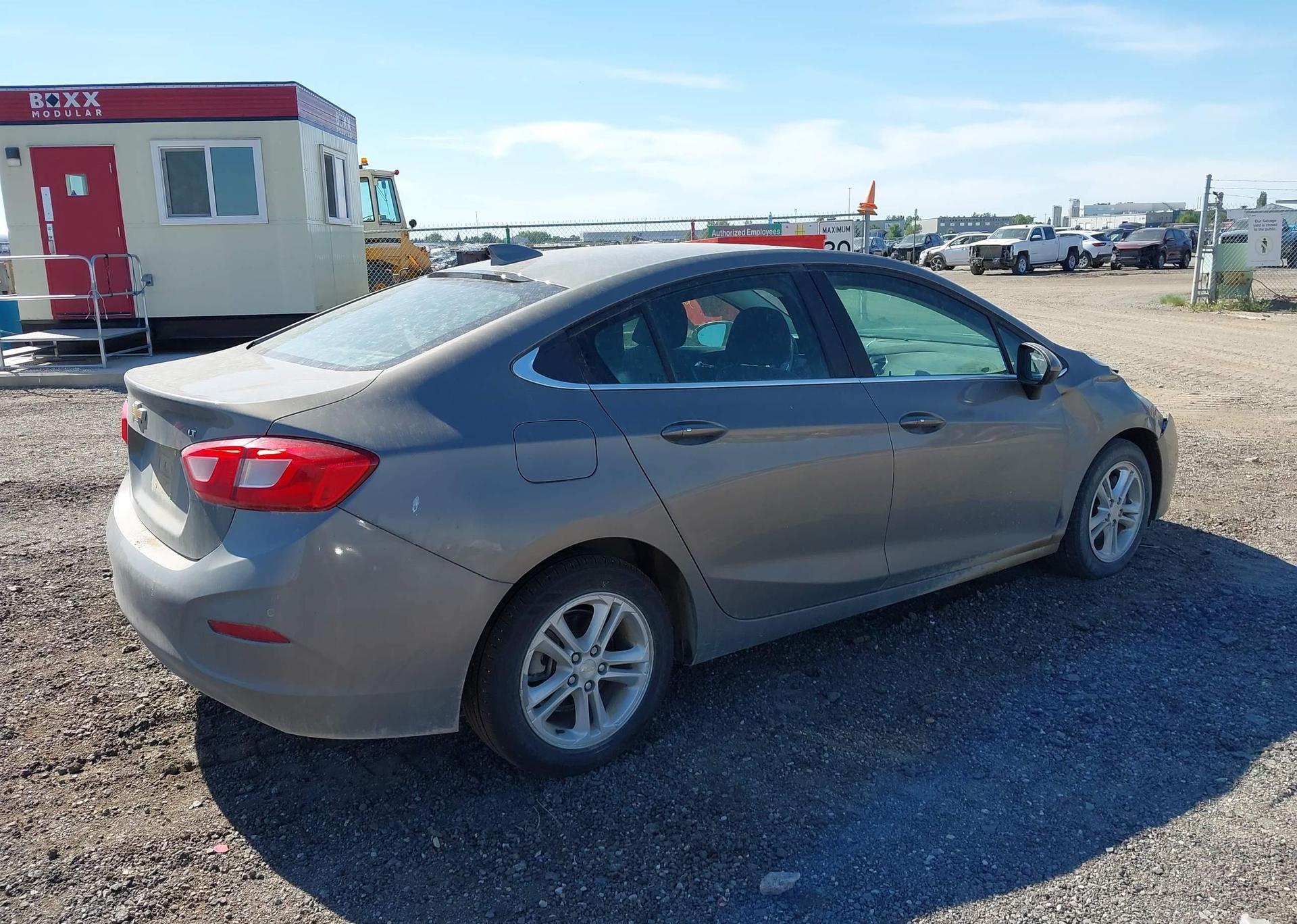 2018 CHEVROLET CRUZE LT