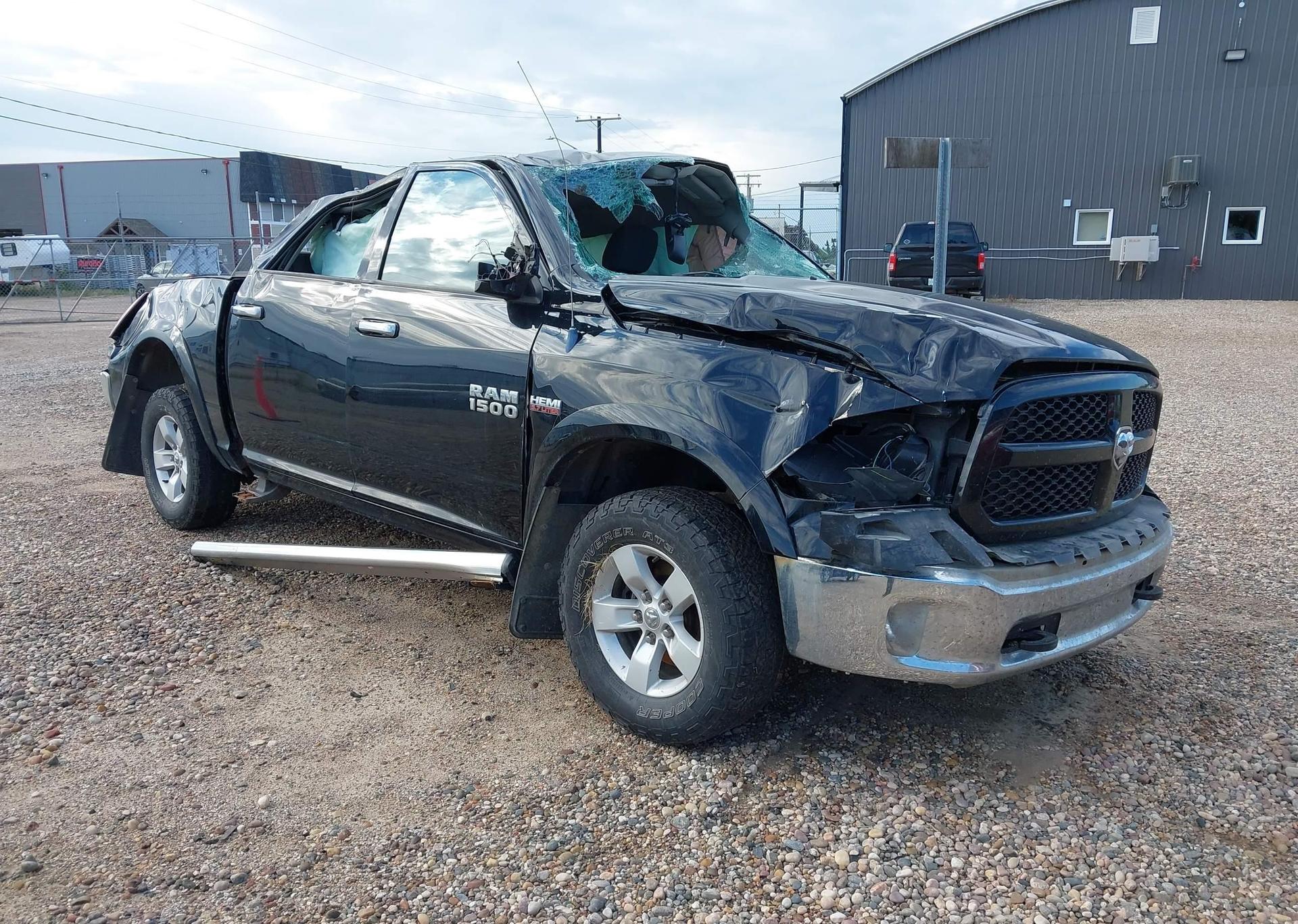 2013 RAM 1500 SLT