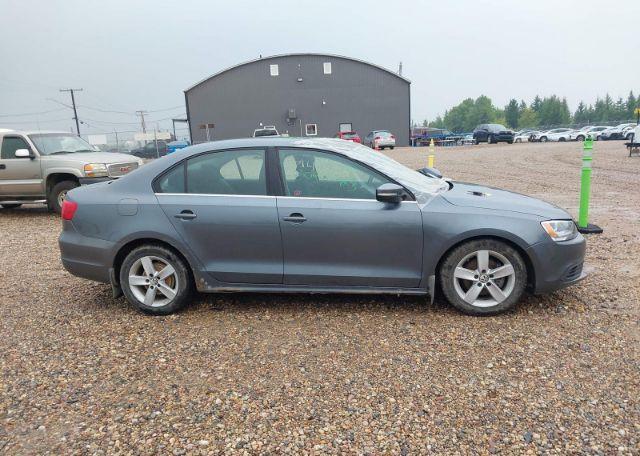 2011 VOLKSWAGEN JETTA SE