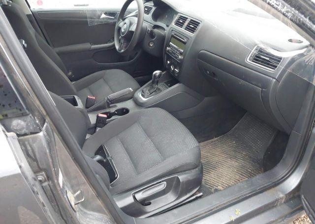 2011 VOLKSWAGEN JETTA SE