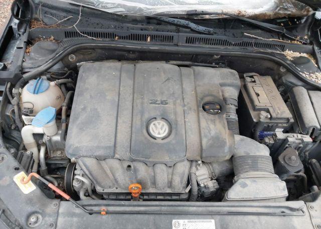 2011 VOLKSWAGEN JETTA SE