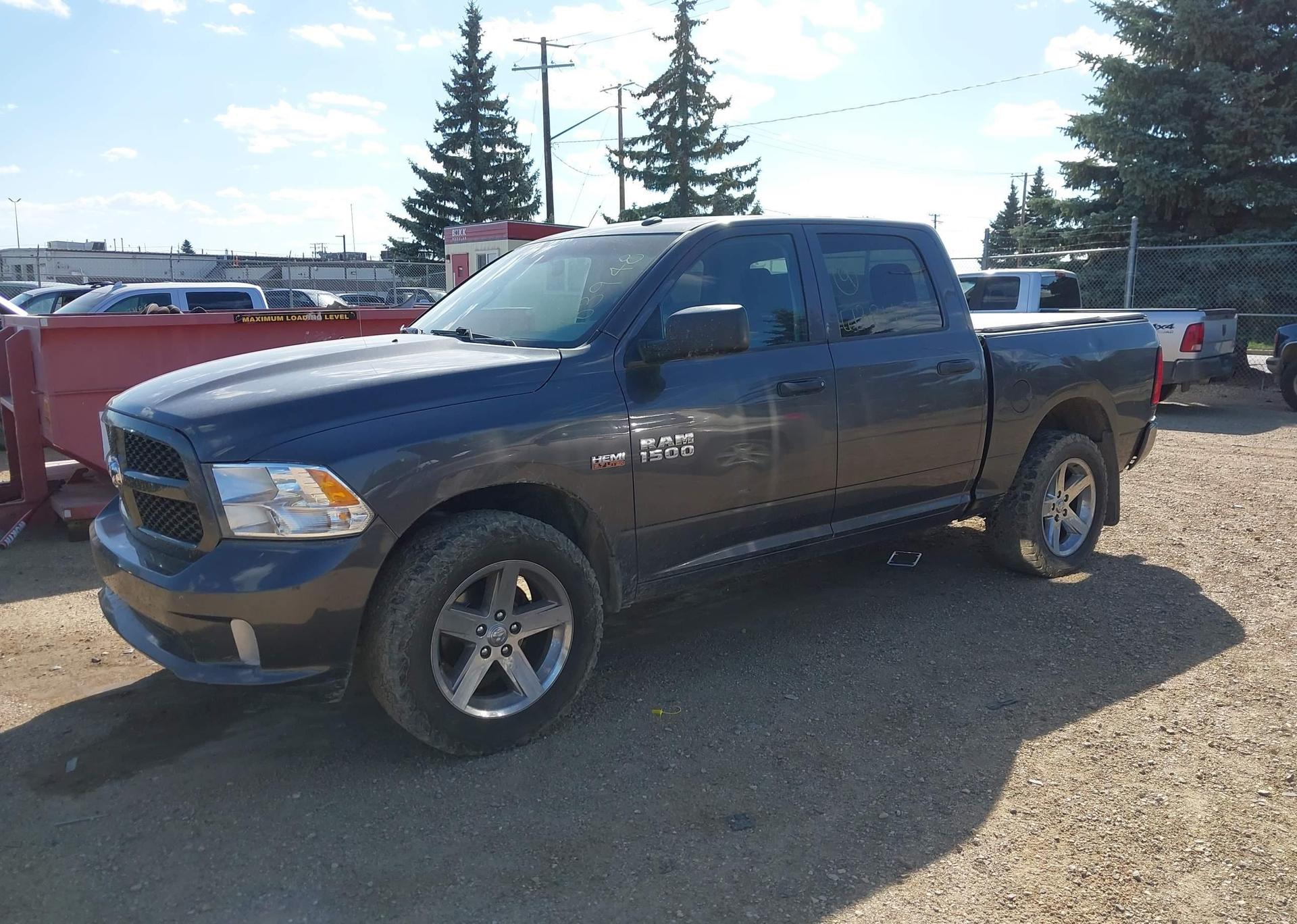 2017 RAM 1500 ST