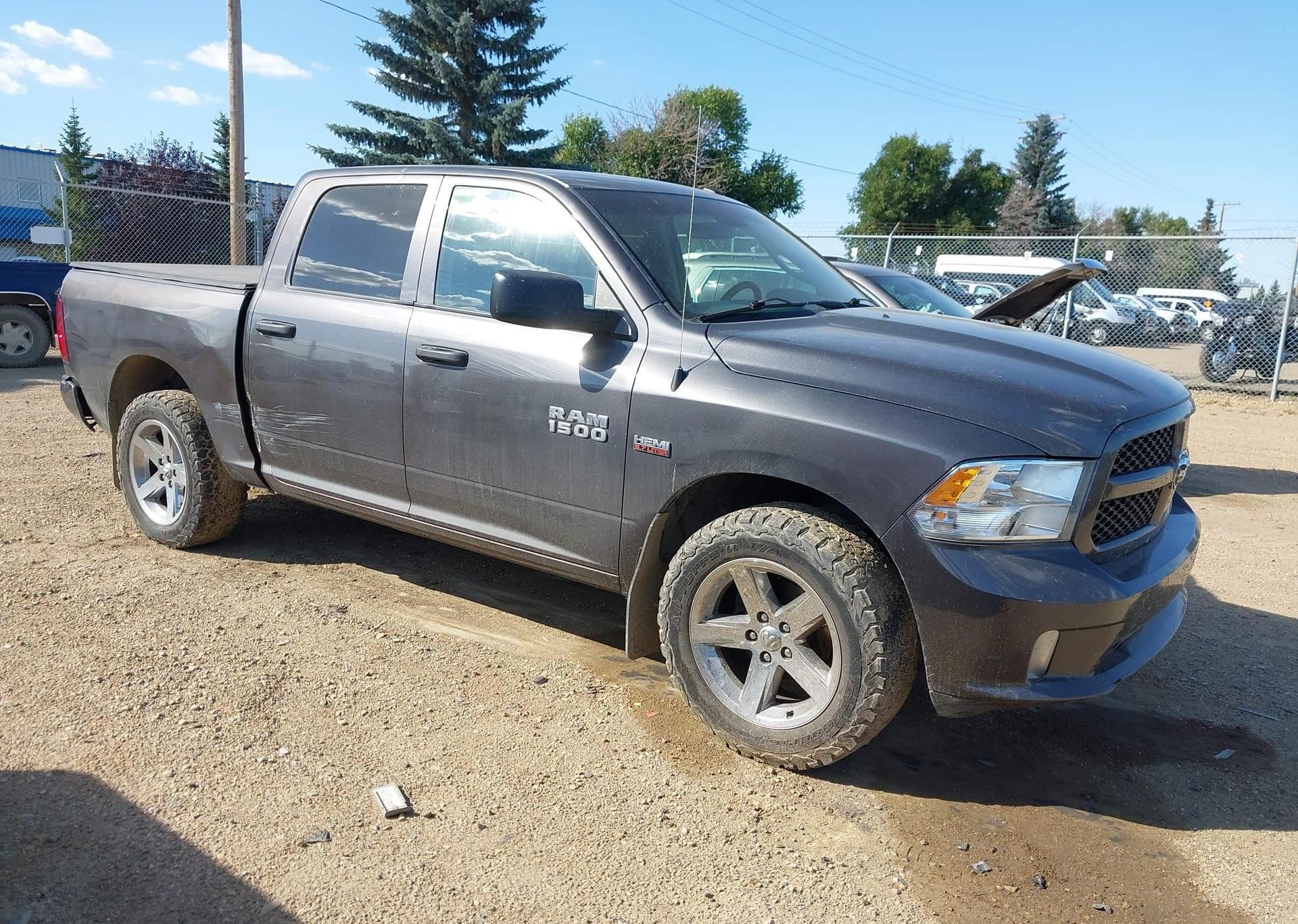 2017 RAM 1500 ST