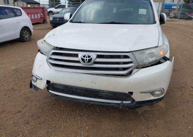 2013 TOYOTA HIGHLANDER PLUS