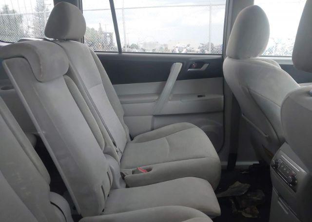 2013 TOYOTA HIGHLANDER PLUS