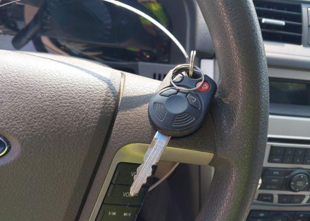 2011 FORD FUSION SE