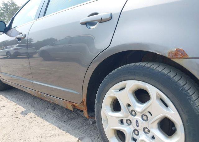 2011 FORD FUSION SE