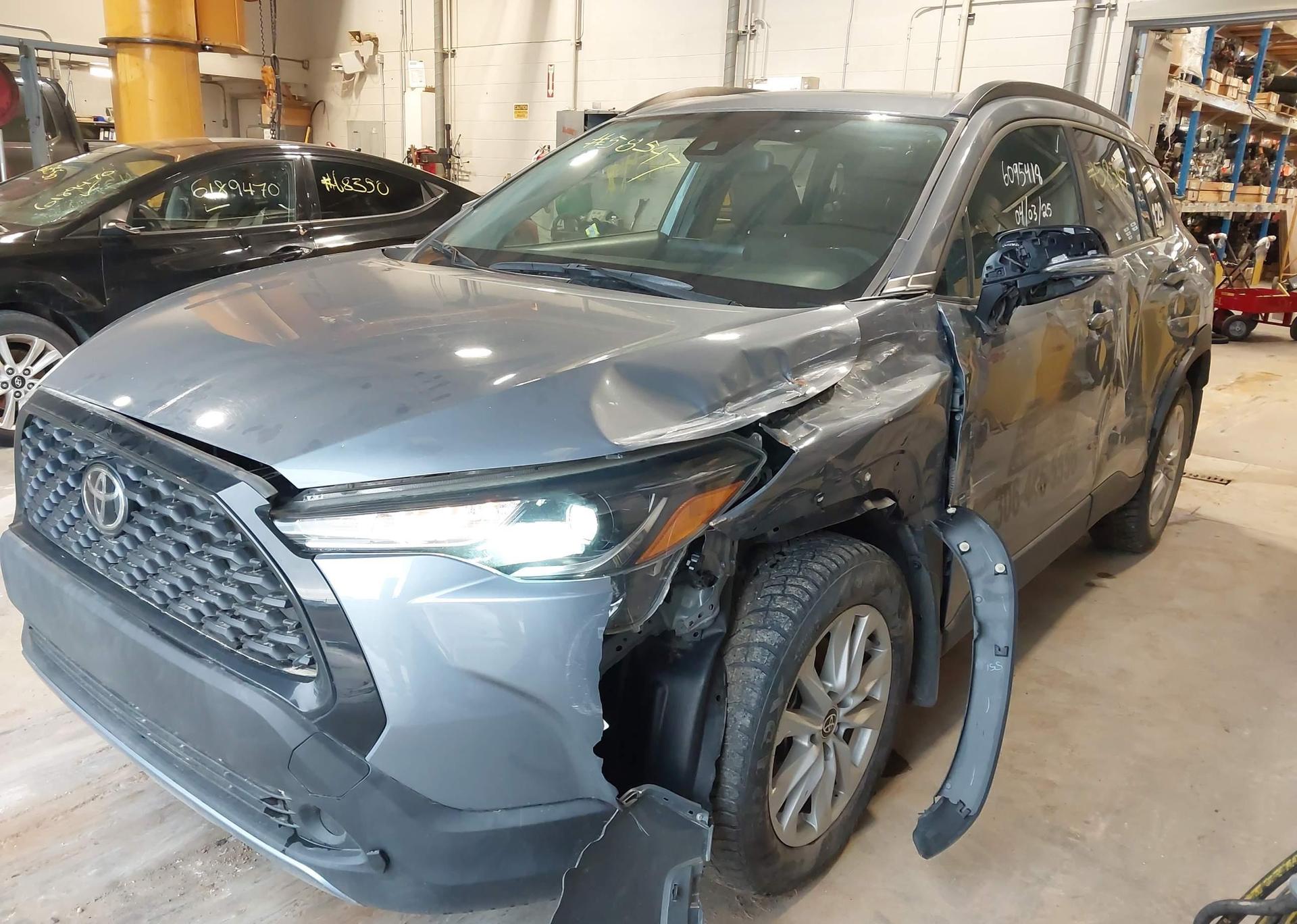 2022 TOYOTA COROLLA CROSS LE