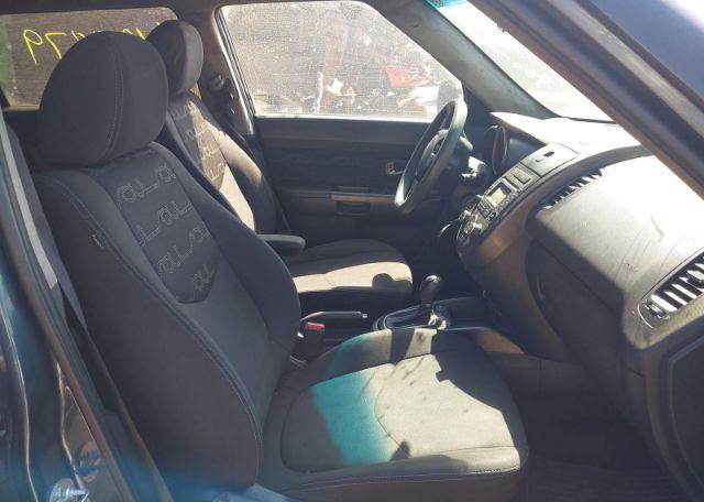 2013 KIA SOUL +