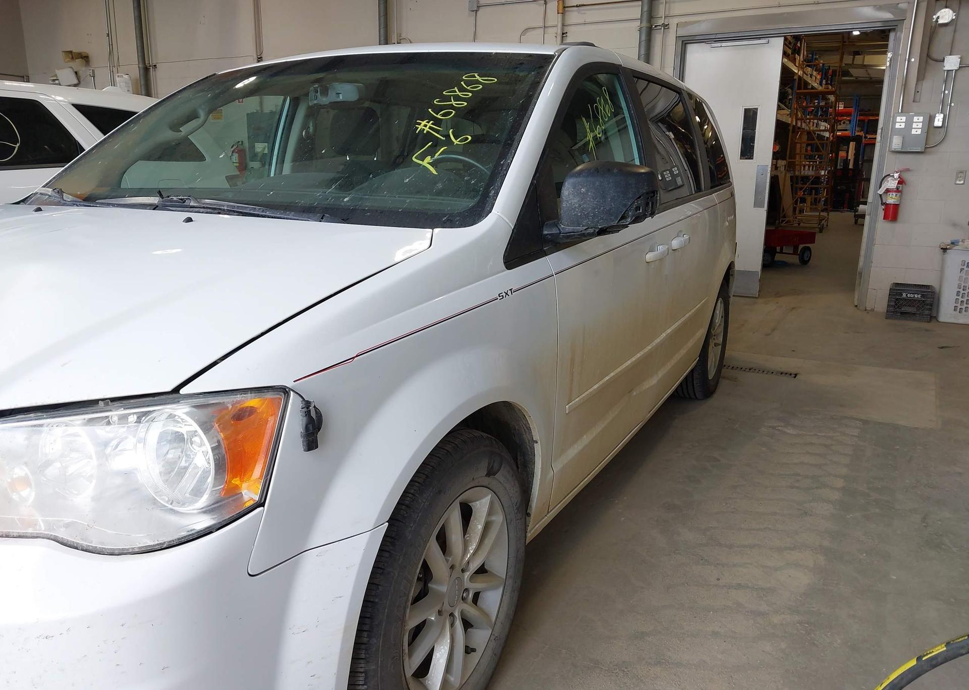 2015 DODGE GRAND CARAVAN SE