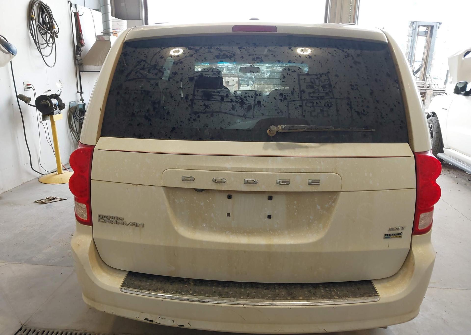 2015 DODGE GRAND CARAVAN SE