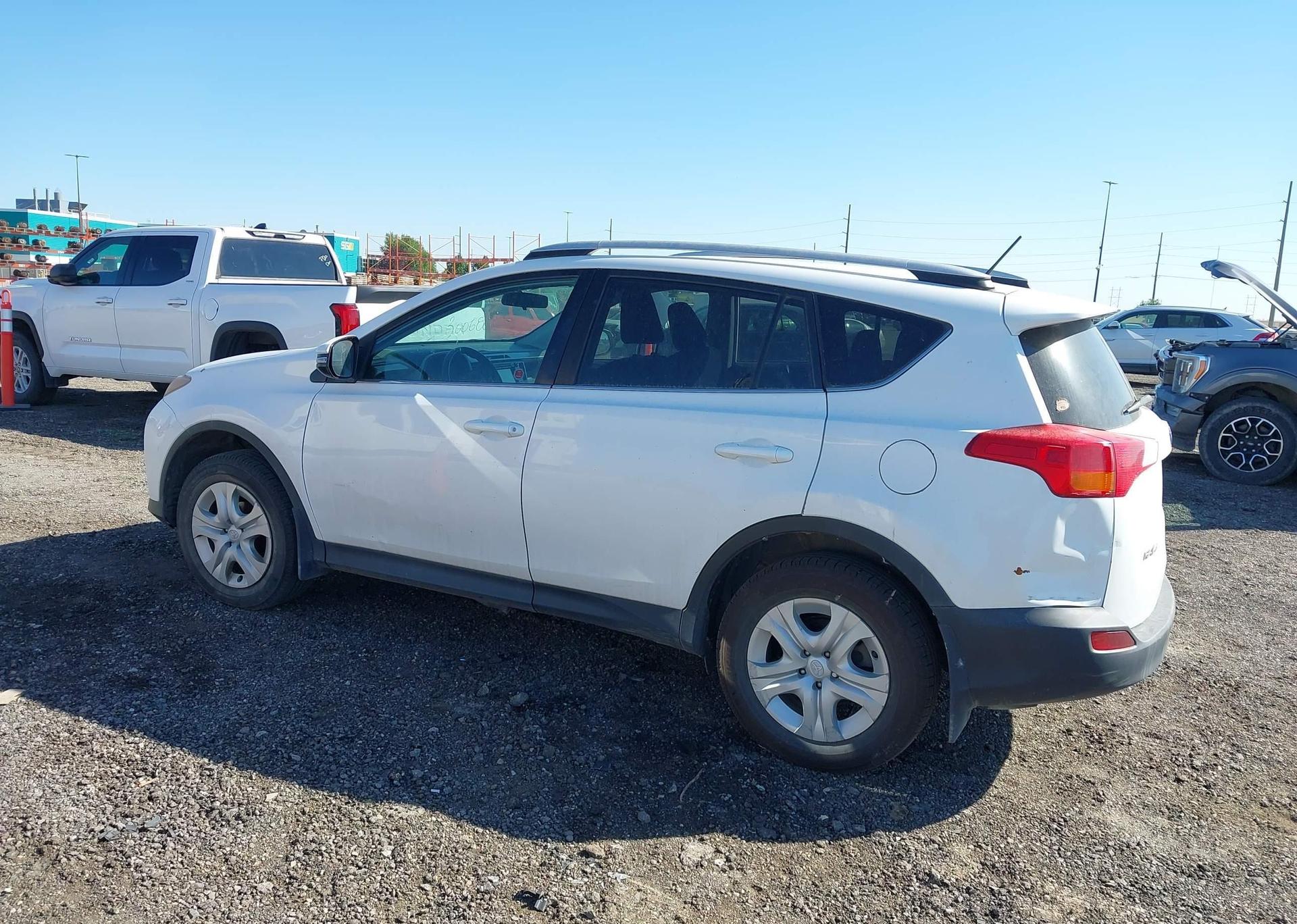 2015 TOYOTA RAV4 LE