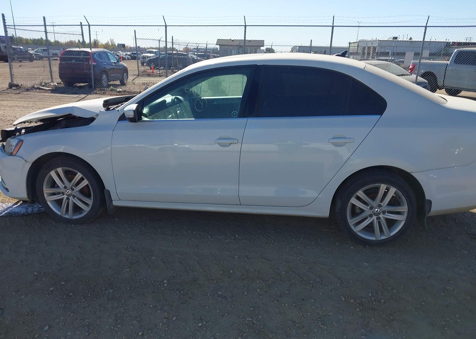 2015 VOLKSWAGEN JETTA SEL