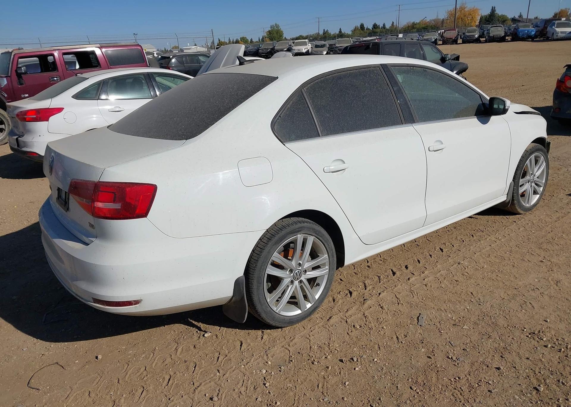 2015 VOLKSWAGEN JETTA SEL