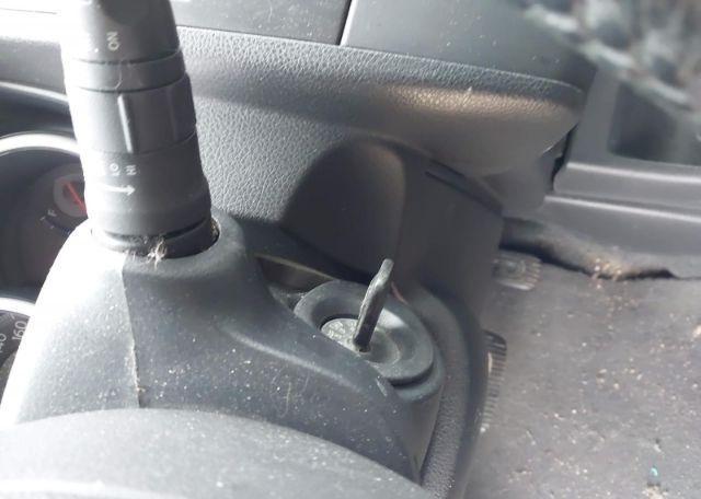 2009 NISSAN VERSA S