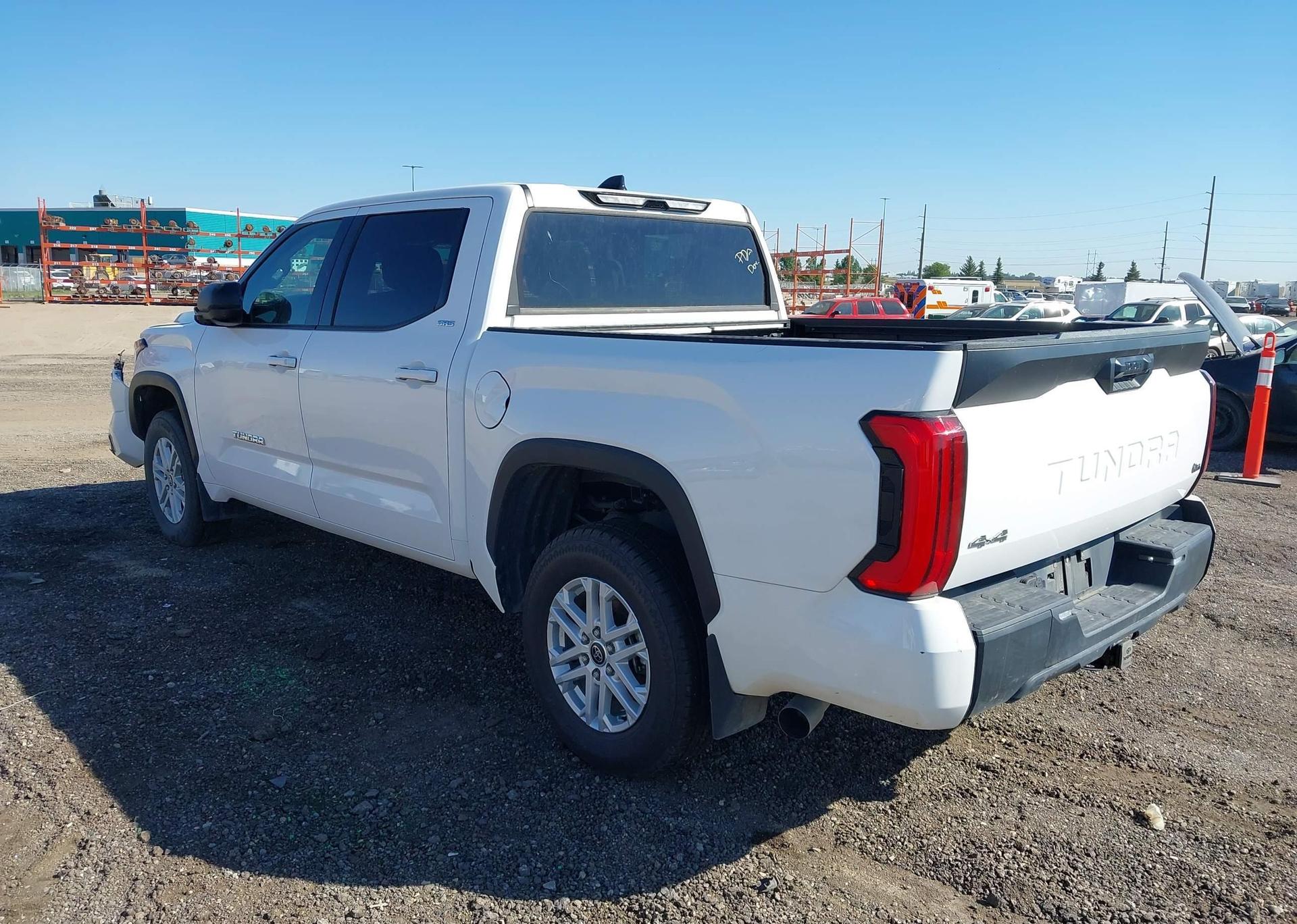 2023 TOYOTA TUNDRA CREWMAX SR