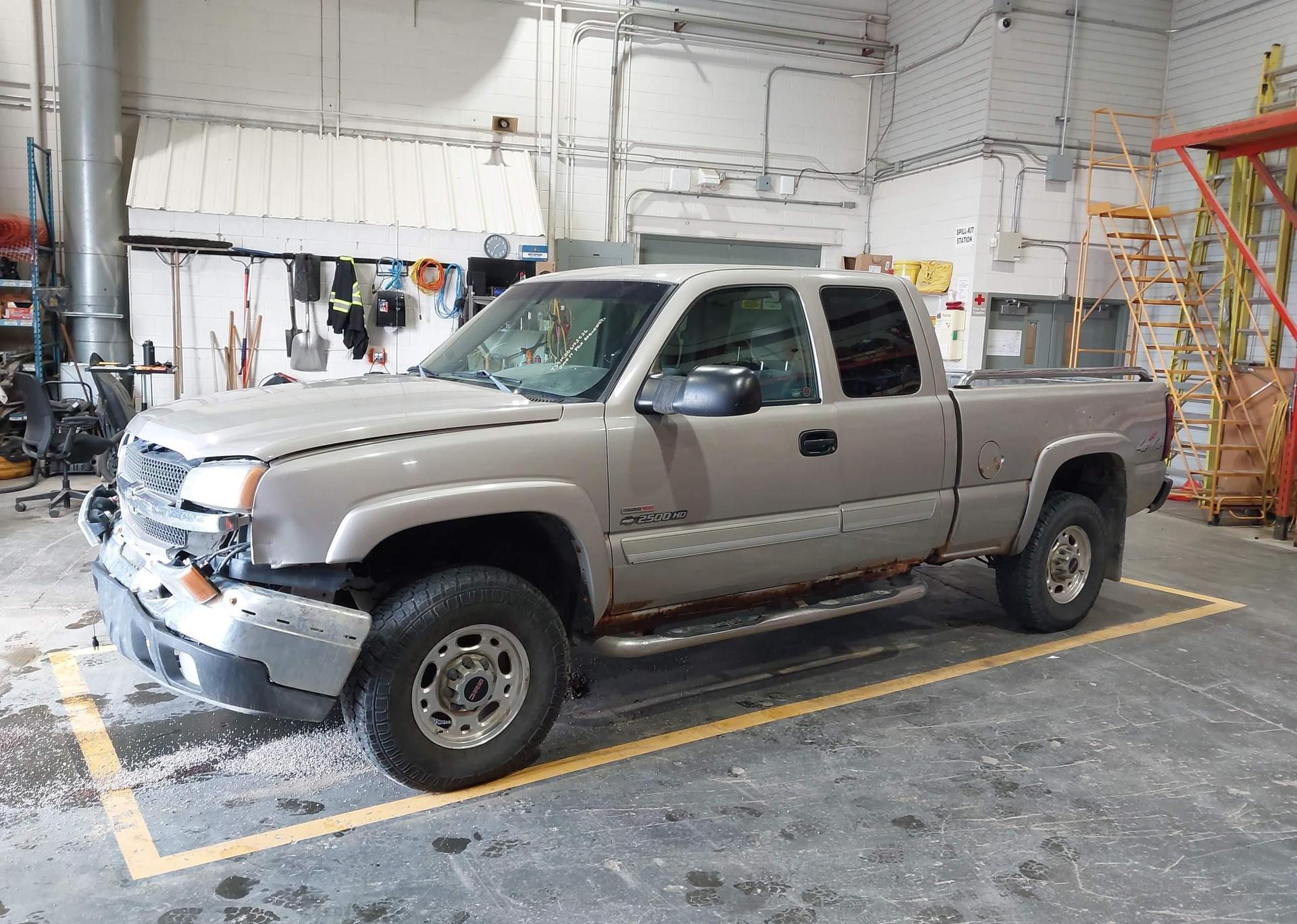 2004 CHEVROLET SILVERADO K2500 HEAVY DUTY