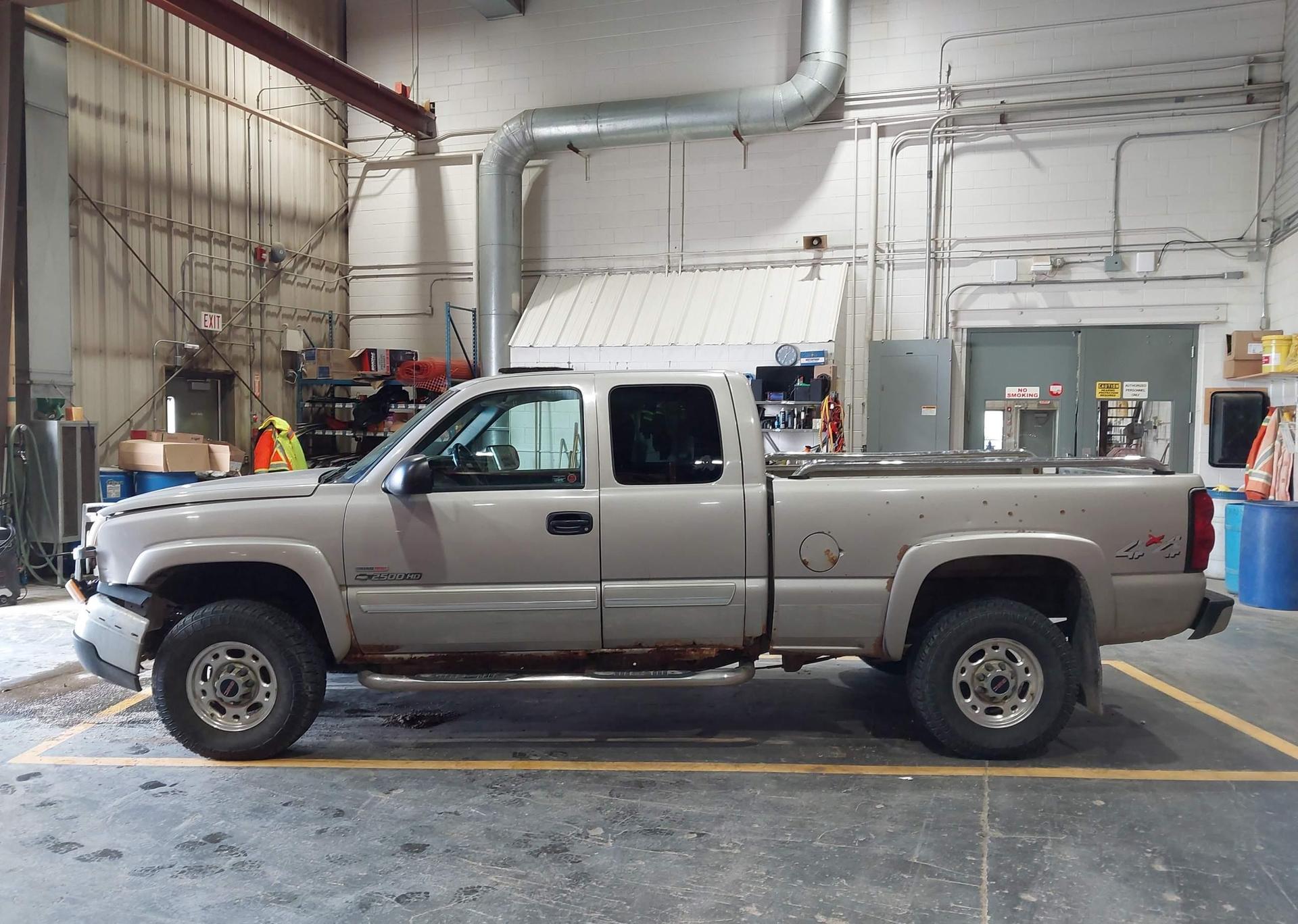 2004 CHEVROLET SILVERADO K2500 HEAVY DUTY