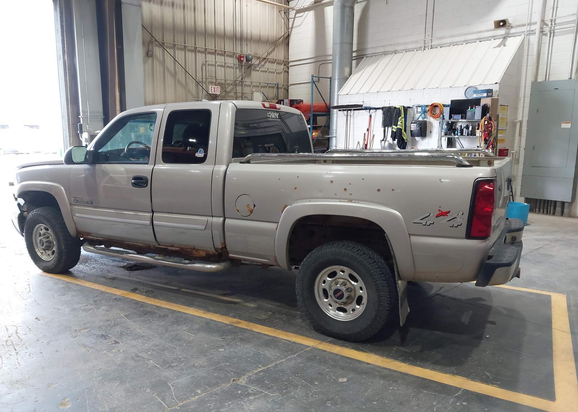 2004 CHEVROLET SILVERADO K2500 HEAVY DUTY