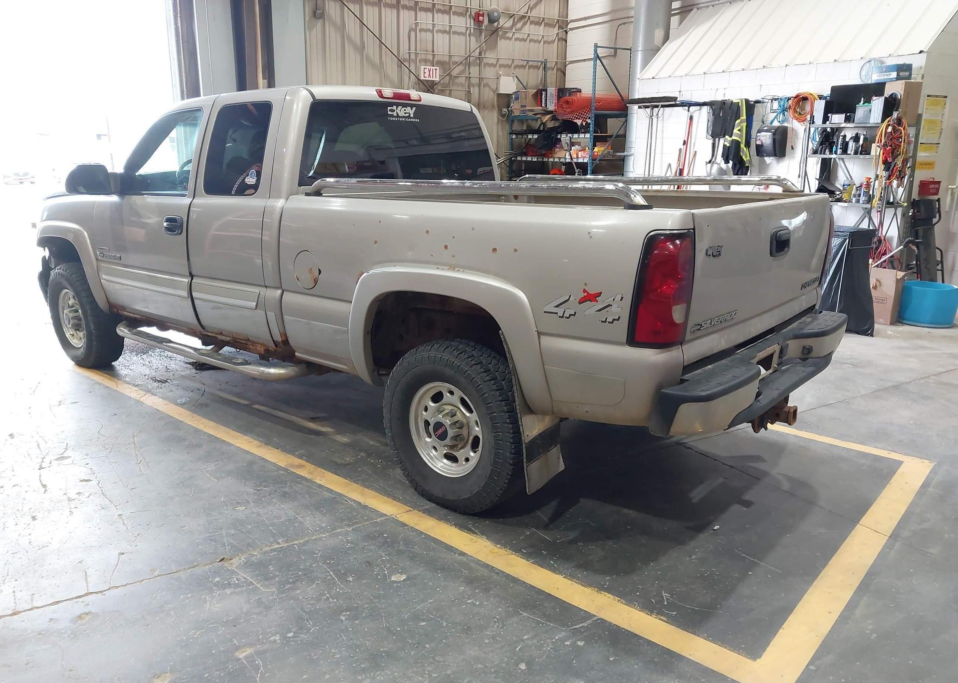 2004 CHEVROLET SILVERADO K2500 HEAVY DUTY