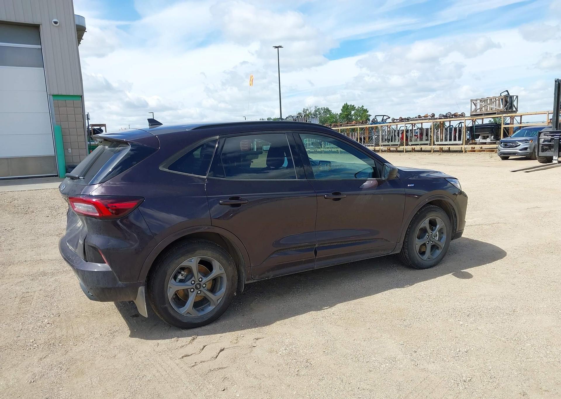2023 FORD ESCAPE ST LINE