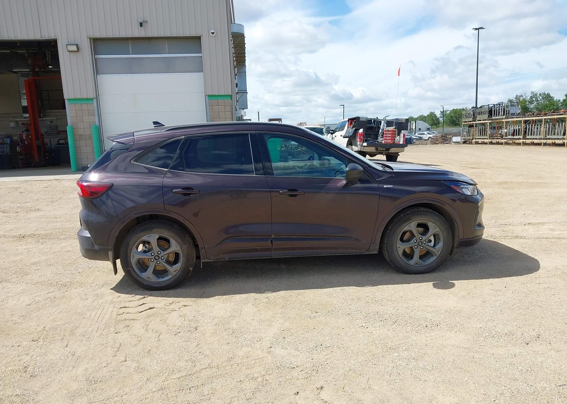 2023 FORD ESCAPE ST LINE