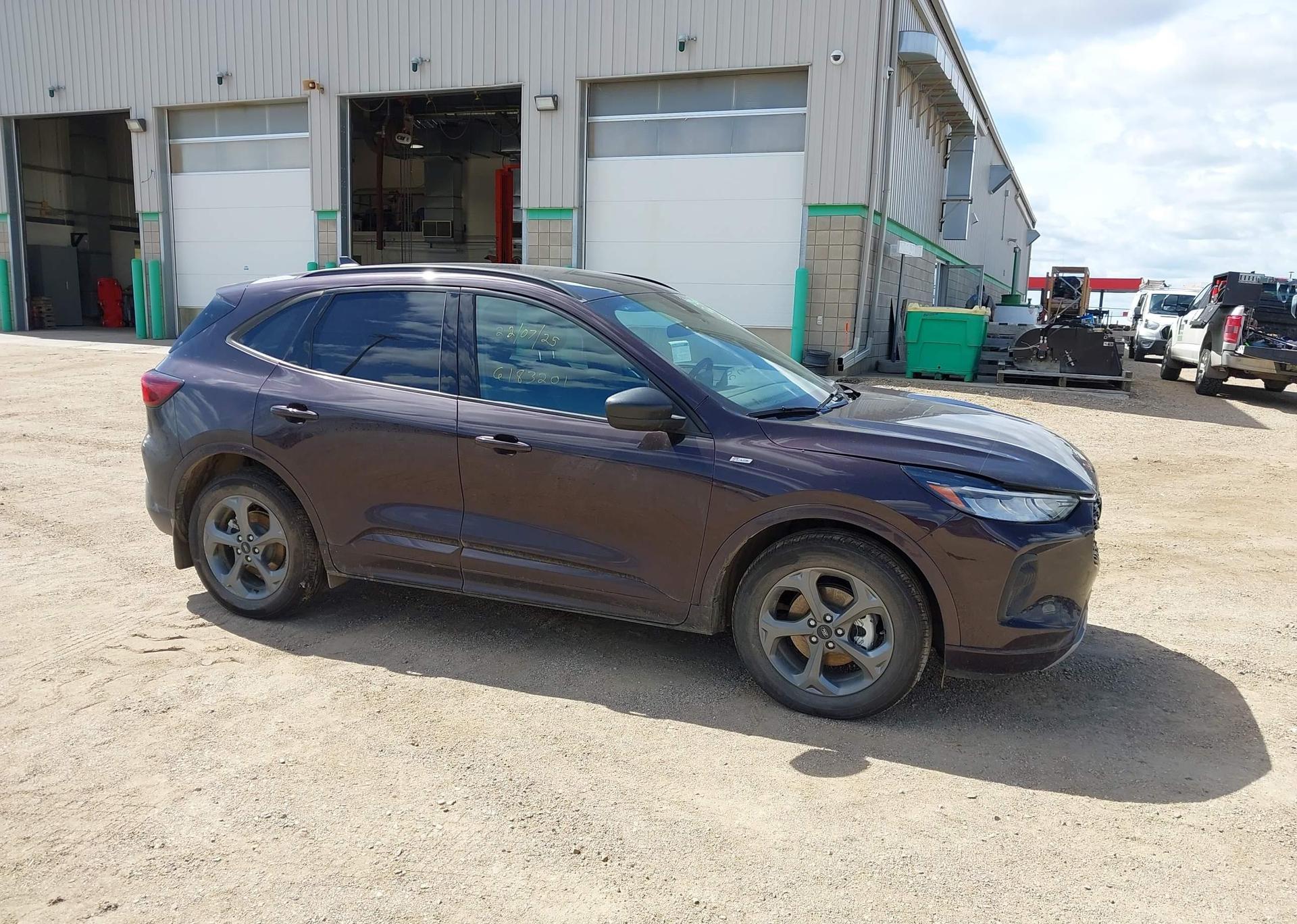 2023 FORD ESCAPE ST LINE
