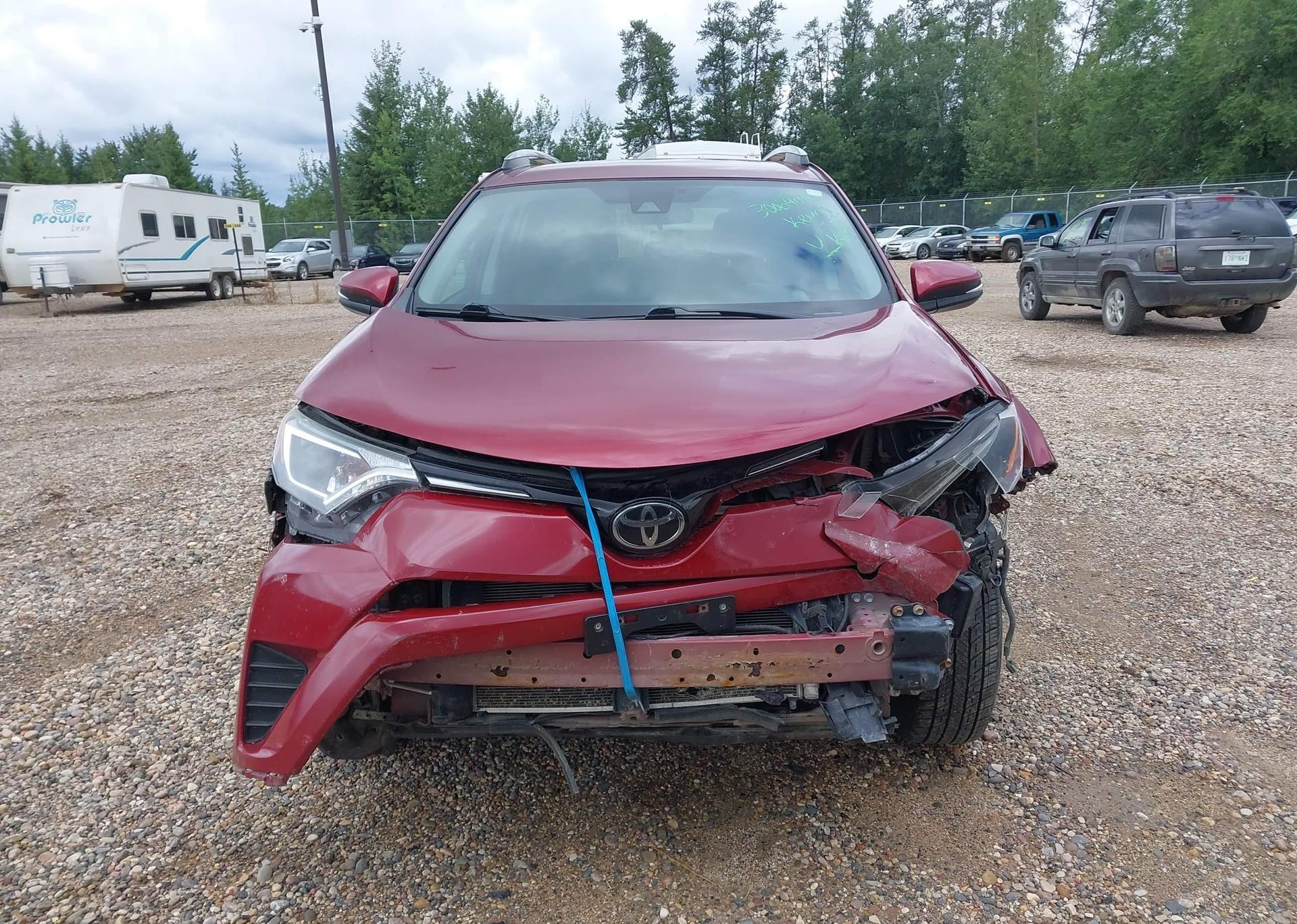 2018 TOYOTA RAV4 LE