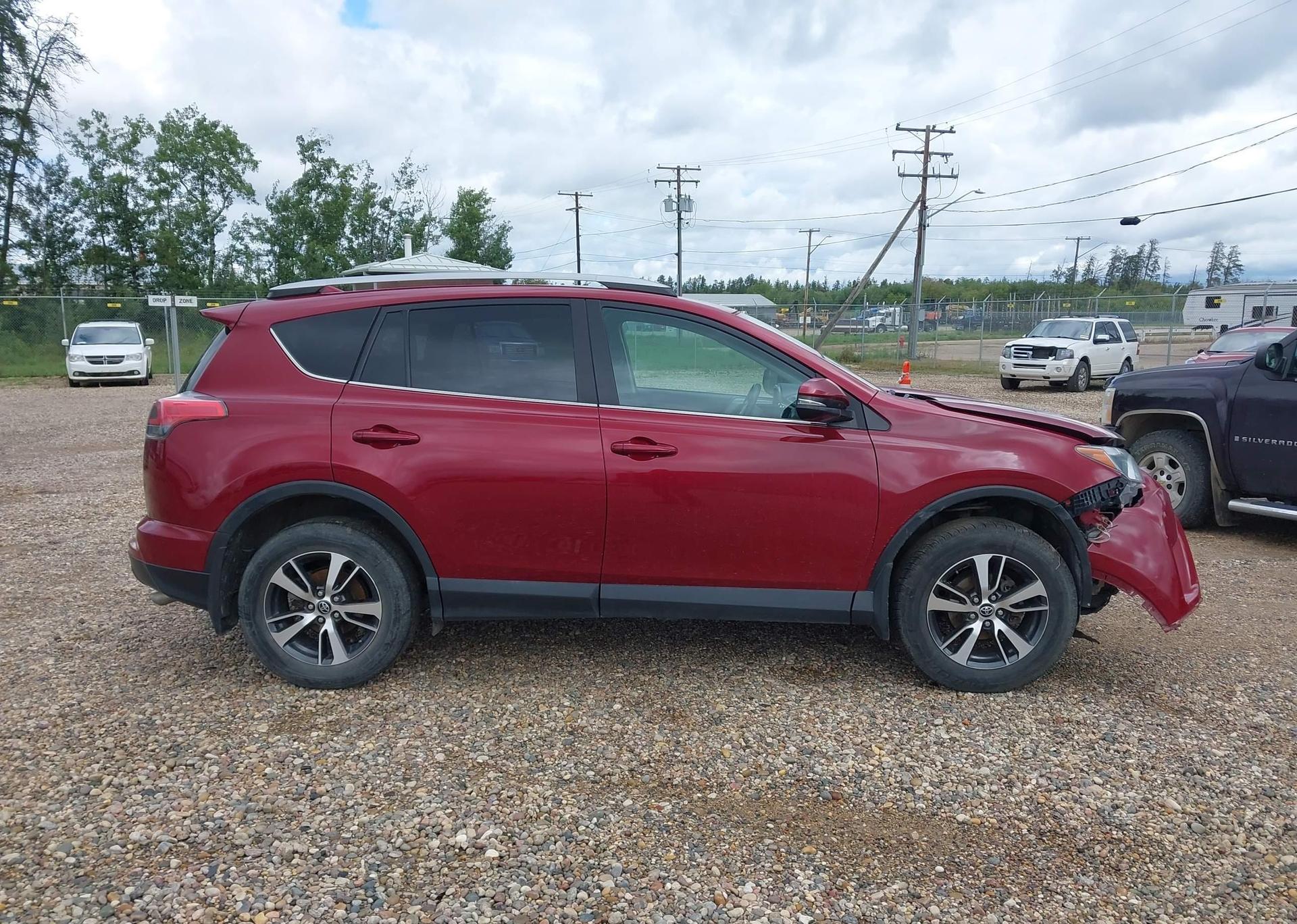 2018 TOYOTA RAV4 LE