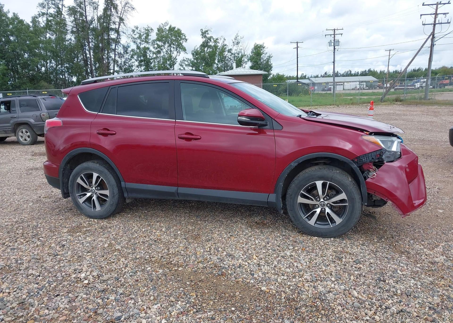 2018 TOYOTA RAV4 LE