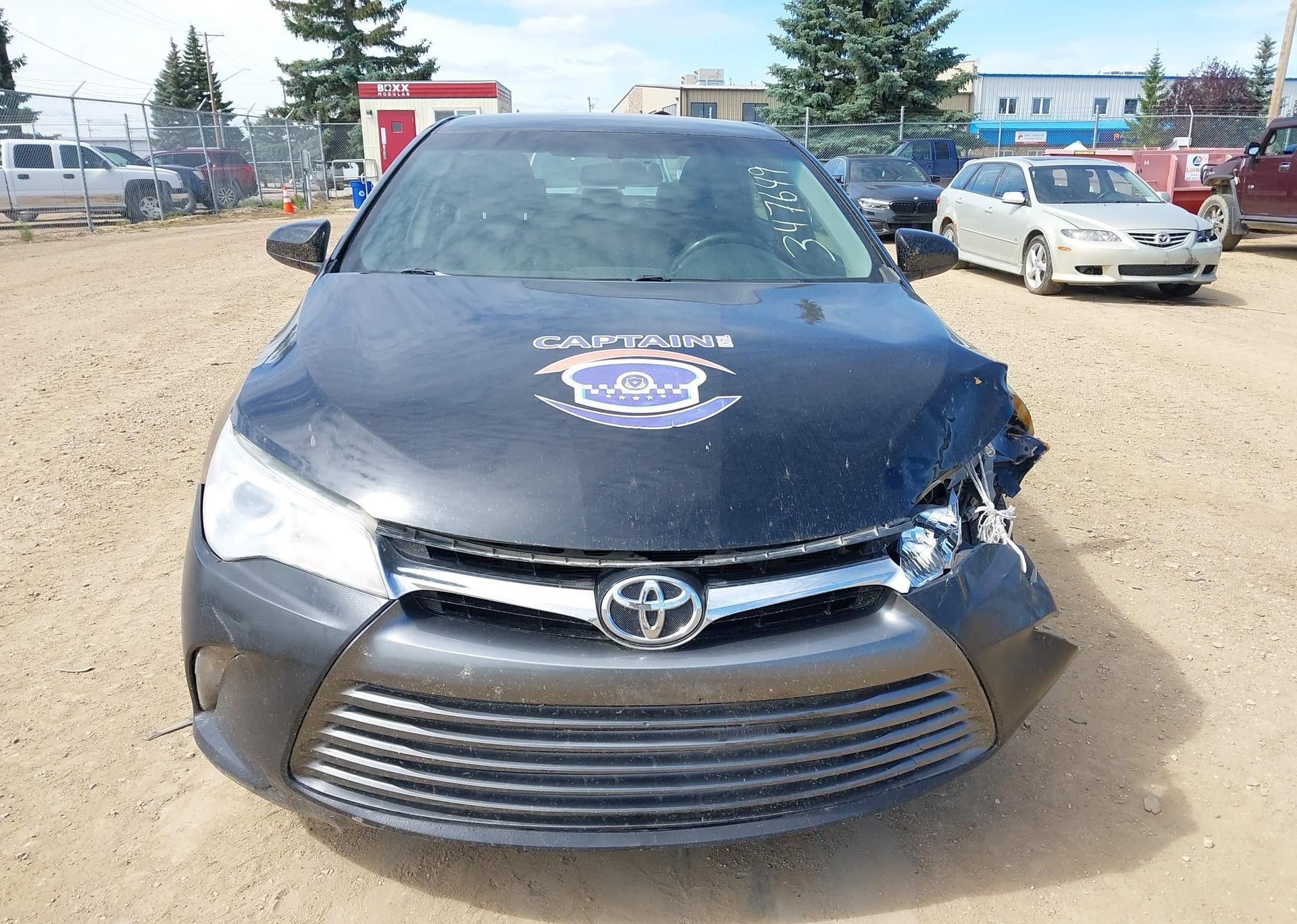 2017 TOYOTA CAMRY LE