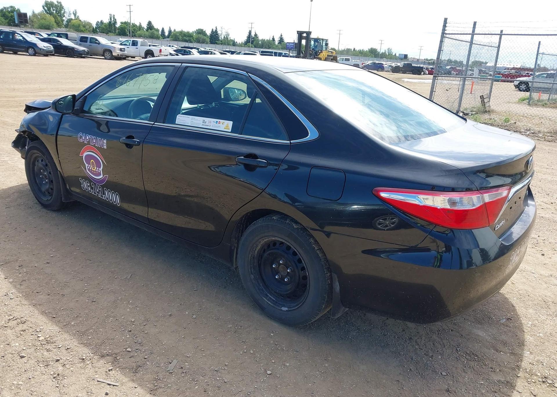 2017 TOYOTA CAMRY LE