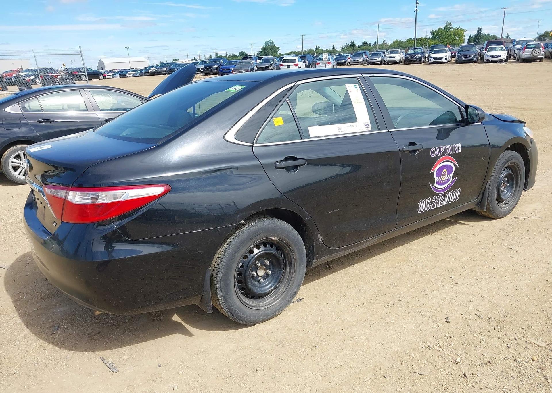 2017 TOYOTA CAMRY LE