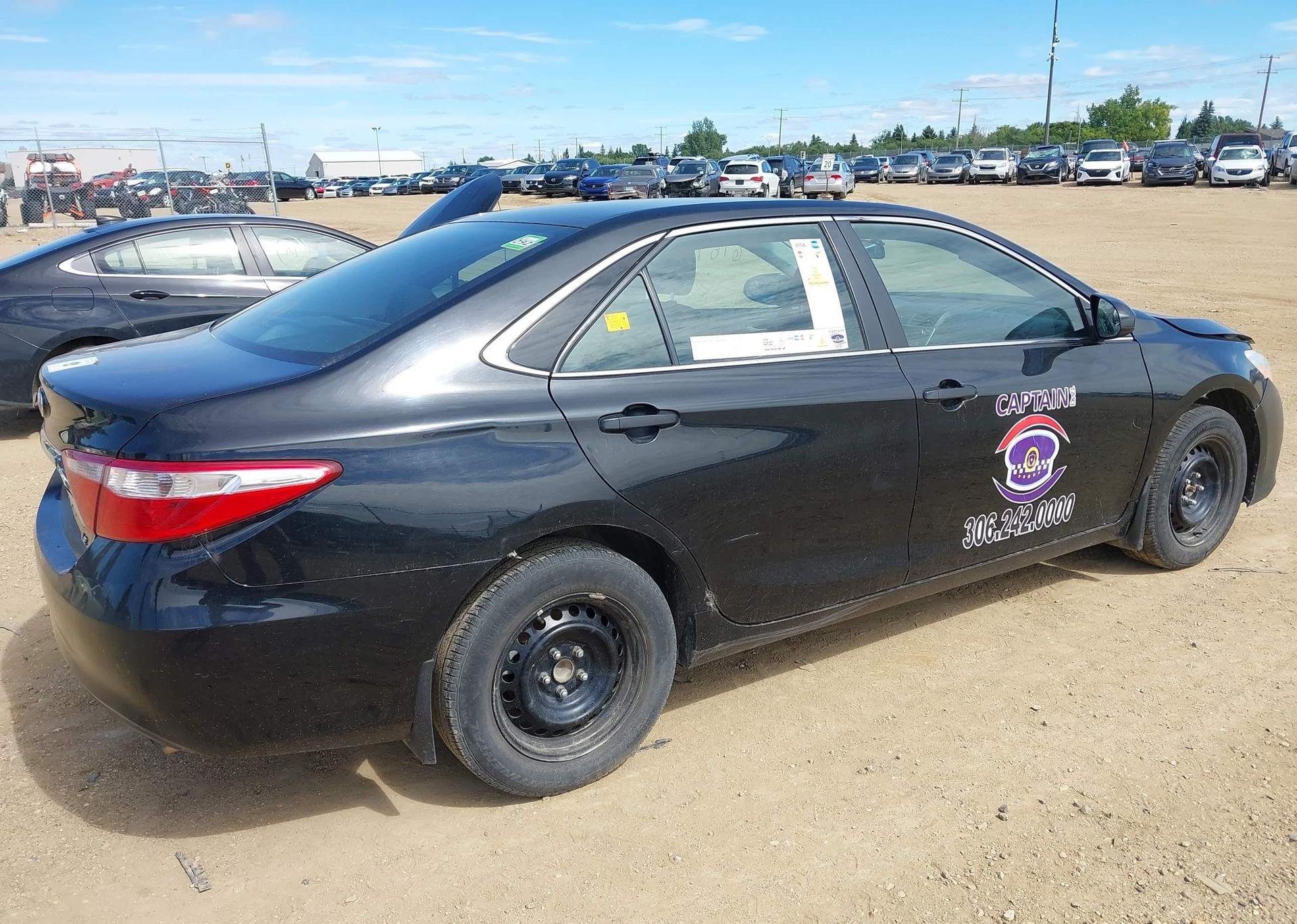 2017 TOYOTA CAMRY LE